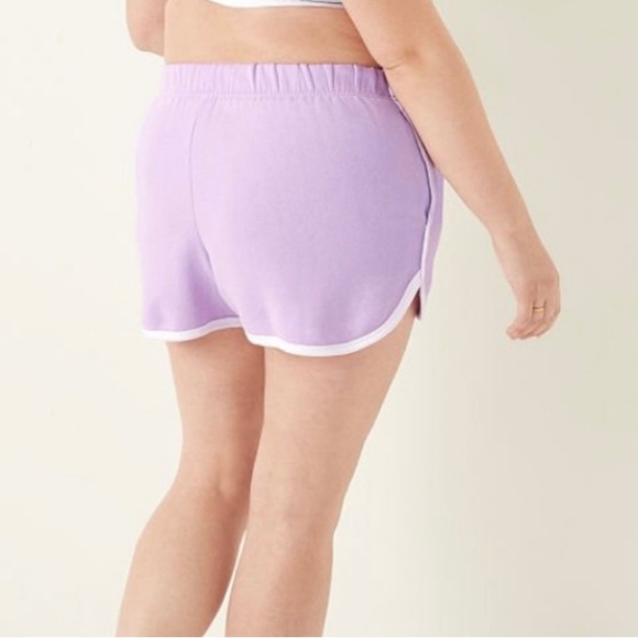 Victoria’s Secret PINK Lilac Purple 2.5” Curved Hem Sweat Shorts Script Logo XS - Picture 4 of 12